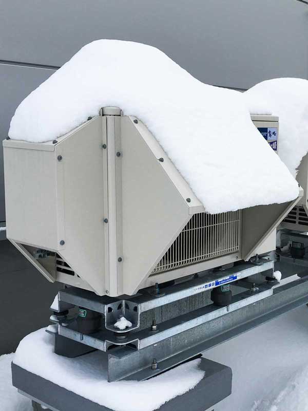 ルームエアコン室外機用防雪フード